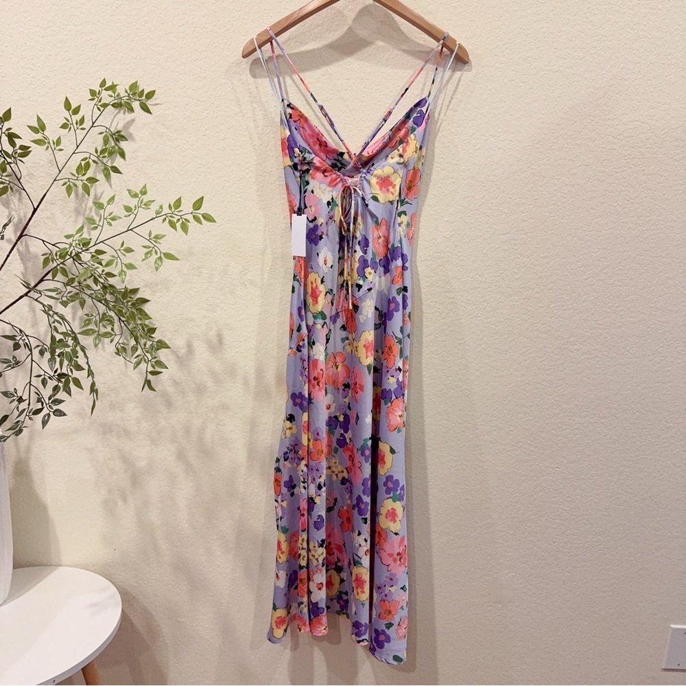 ASTR Gaia Draped Collar Satin Midi Dress in Periwinkle Floral Size Small NWT - Picture 8 of 13